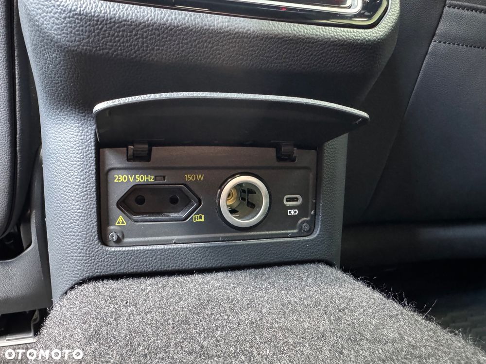 Volkswagen Arteon 2.0 TSI R-Line DSG - 27