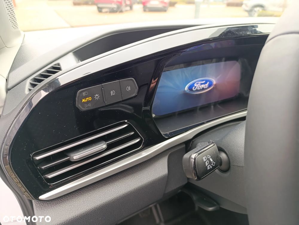 Ford Transit Connect Van L2 - 18