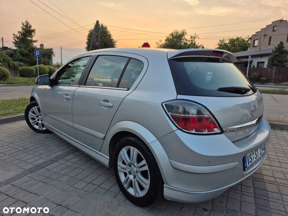 Opel Astra 1.6 Cosmo - 2
