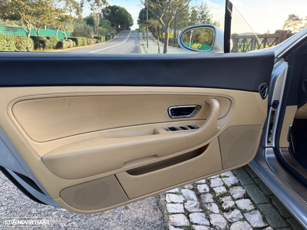 Bentley Continental GT - 17