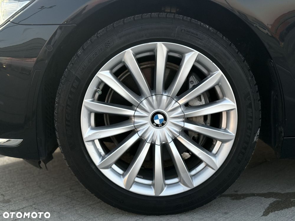 BMW Seria 7 740Li xDrive - 15