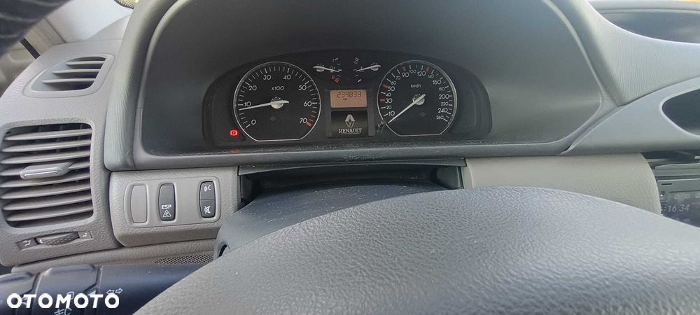 Renault Laguna - 3