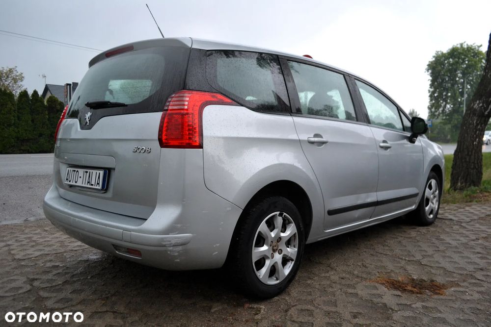 Peugeot 5008 HDI FAP 110 Family Plus - 4