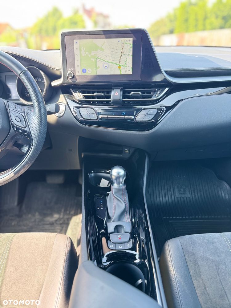 Toyota C-HR 1.8 Hybrid GPF GR Sport - 24