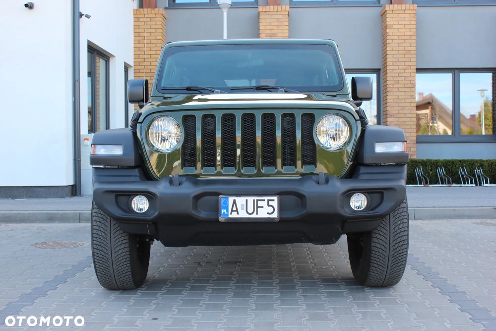 Jeep Wrangler - 2