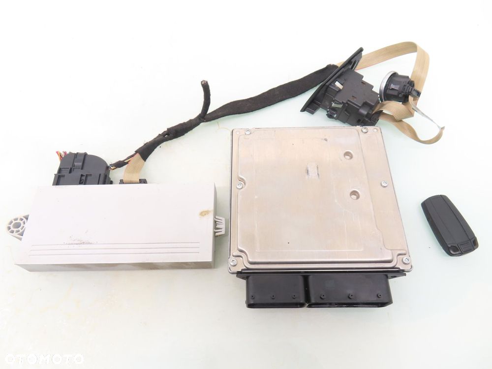STACYJKA STEROWNIK BMW E90 318 N46B20B 7552176 0261208582 6943771 - 9