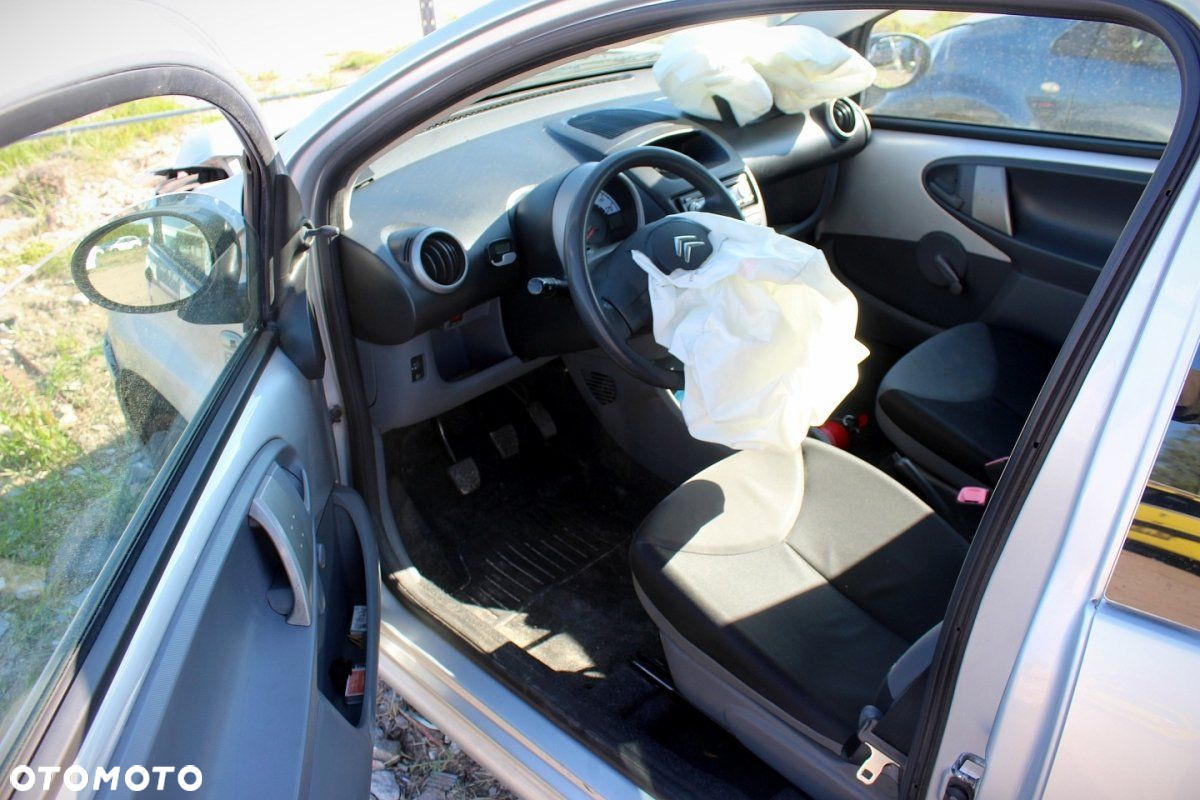 Citreon C1 2005 1.0i CFA Hatchback 3-drzwi (MASKA, ZDERZAK, LAMPA, BŁOTNIK, DRZWI, SZYBA, FOTEL) - 7