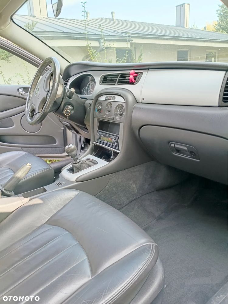 Jaguar X-Type 2.5 Entry/Classic - 12