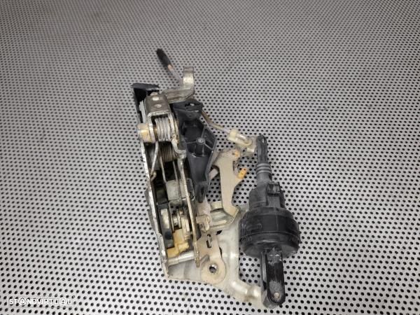 Fecho Porta Frente Dto Mercedes-Benz C-Class (W202) - 3