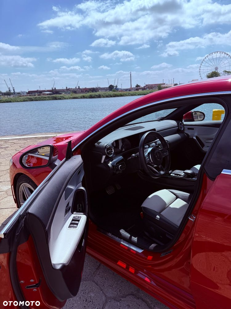 Mercedes-Benz CLA 180 d AMG Line 7G-DCT - 28