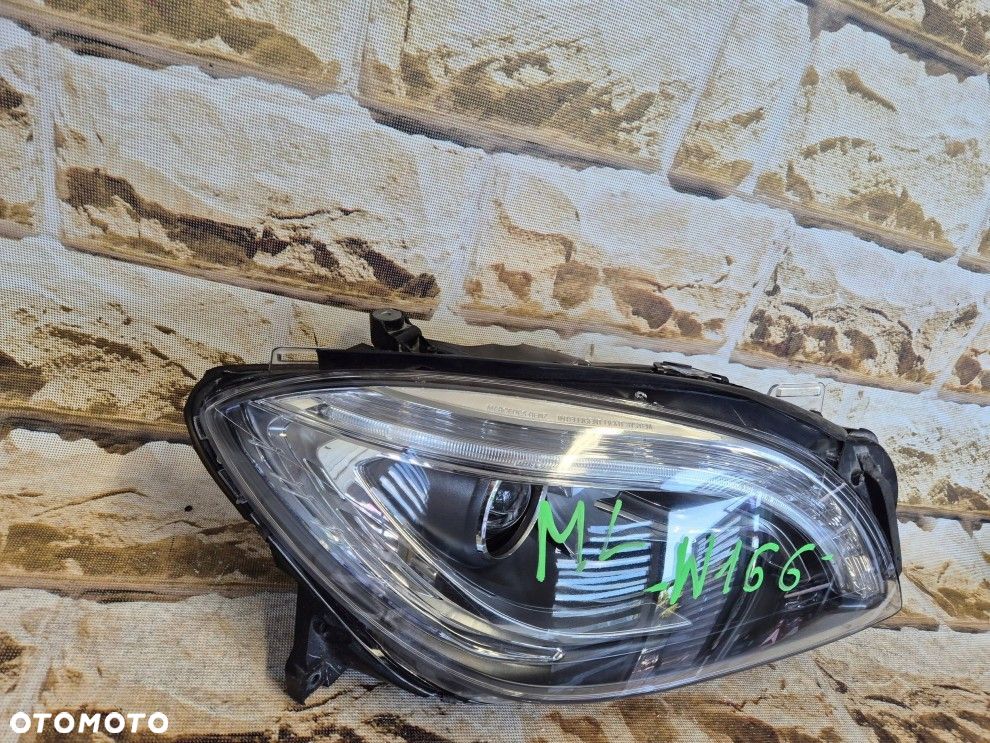 Reflektor Przód strona prawa Mercedes-Benz ML W166 xenon skrętny z led ils - 3