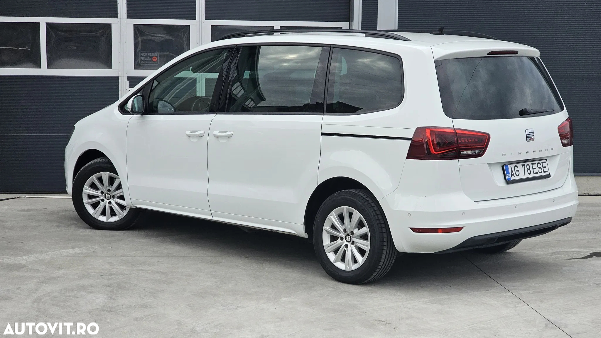 Volkswagen Sharan - 5