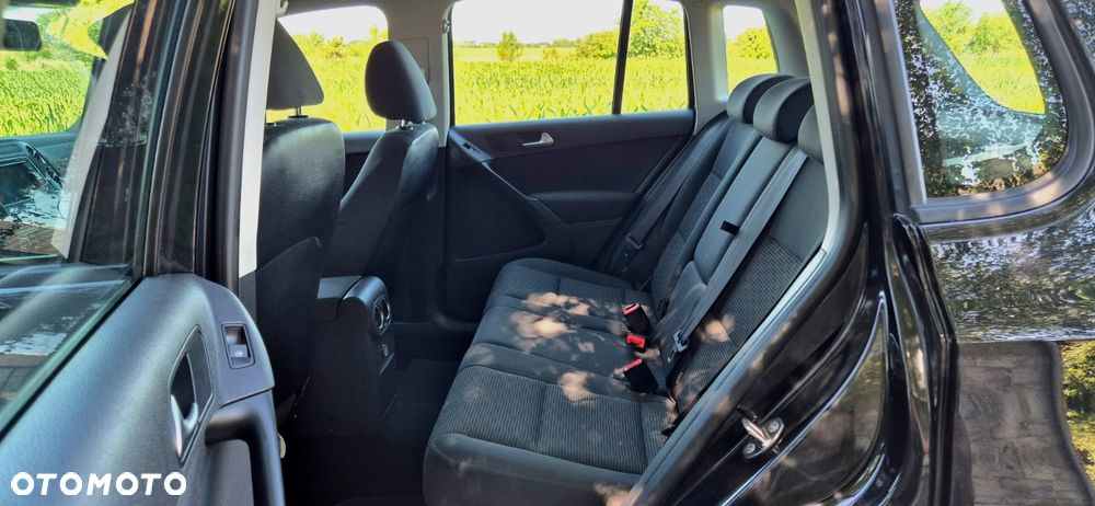 Volkswagen Tiguan 2.0 TDI Perfectline - 15