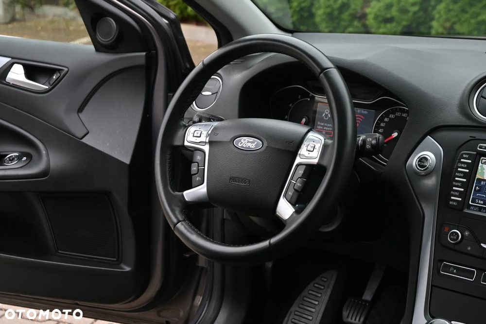 Ford Mondeo 2.0 TDCi Titanium - 24