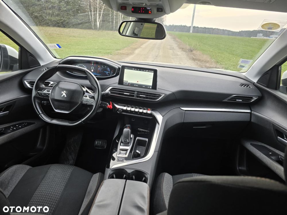 Peugeot 5008 1.5 BlueHDI Allure S&S EAT8 - 13