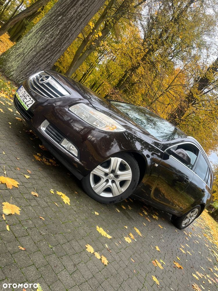 Opel Insignia 2.0 CDTI Sports Tourer Automatik - 2