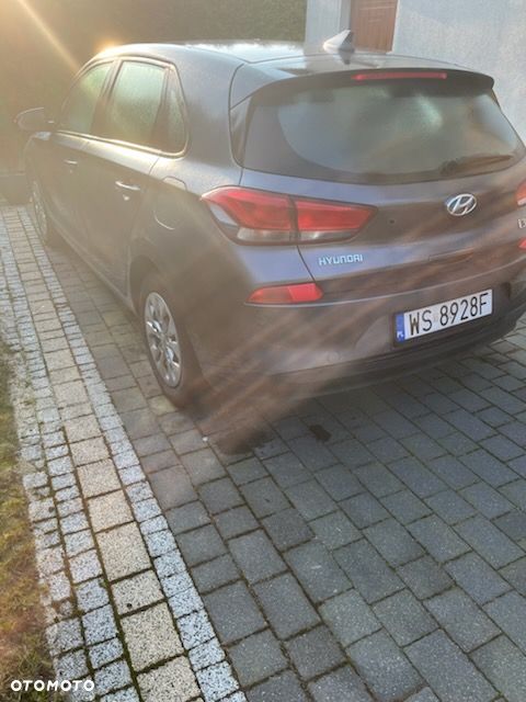 Hyundai i30 1.4 Classic + - 4