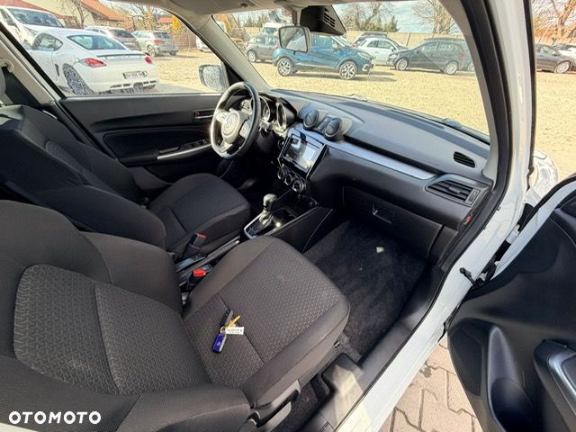 Suzuki Swift 1.2 Dualjet Hybrid CVT Comfort - 18