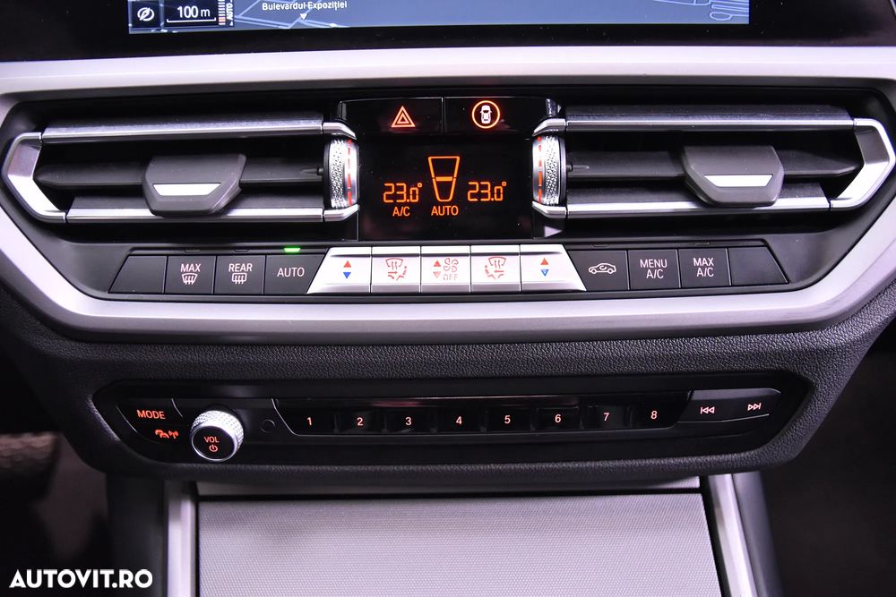 BMW Seria 3 318d AT MHEV - 18