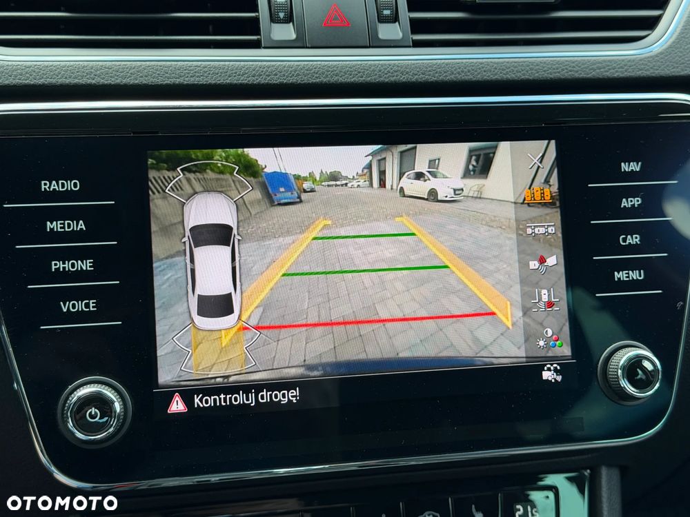 Skoda Superb 2.0 TSI Style DSG - 38