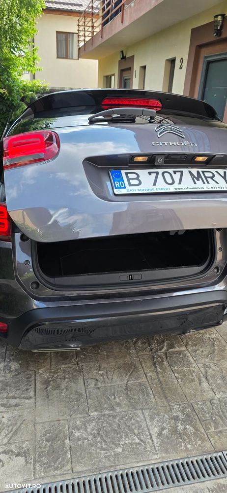 Citroën C5 Aircross 1.6 PureTech S&S EAT8 Shine - 12