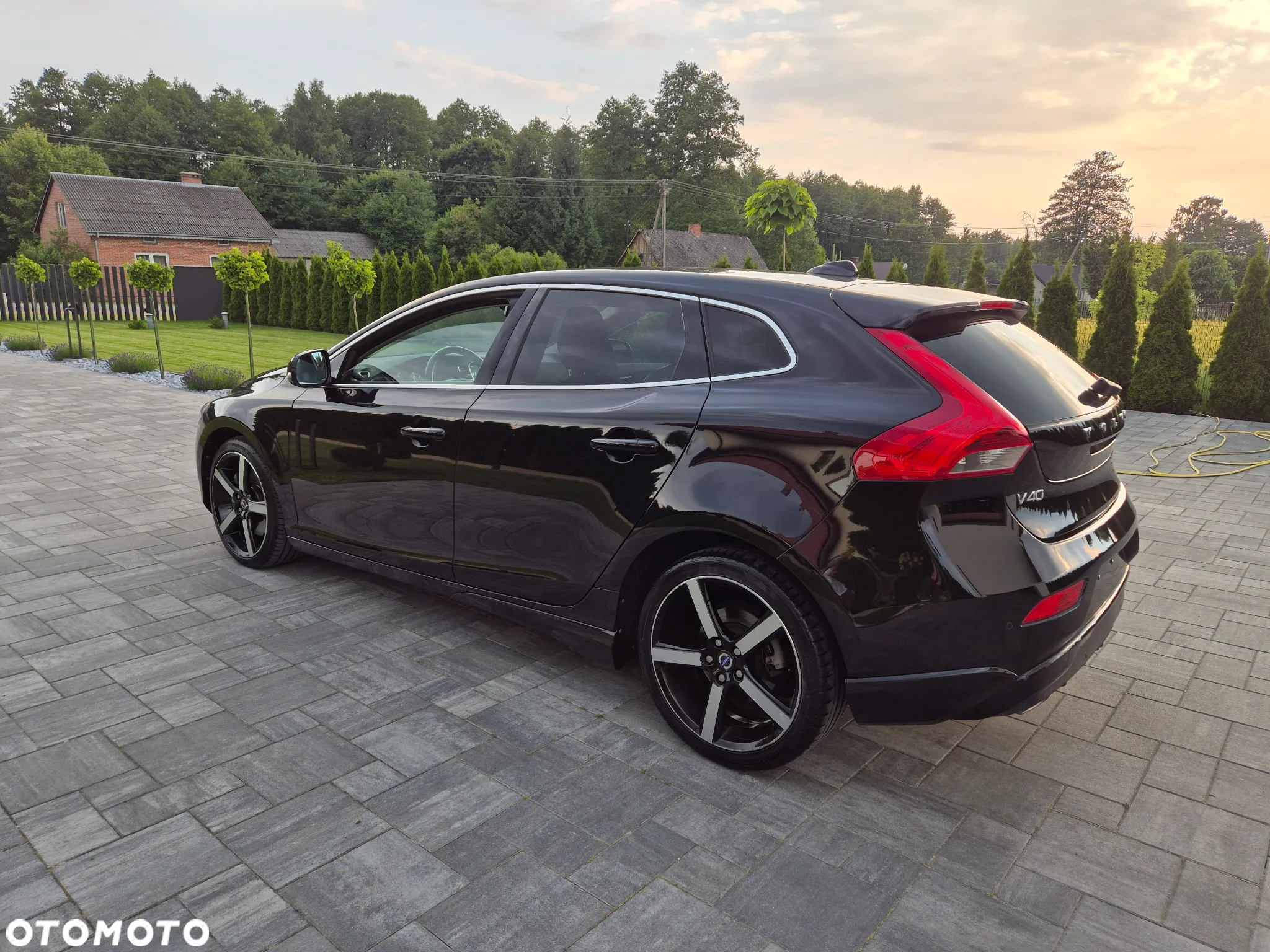 Volvo V40 D4 Drive-E Momentum - 35