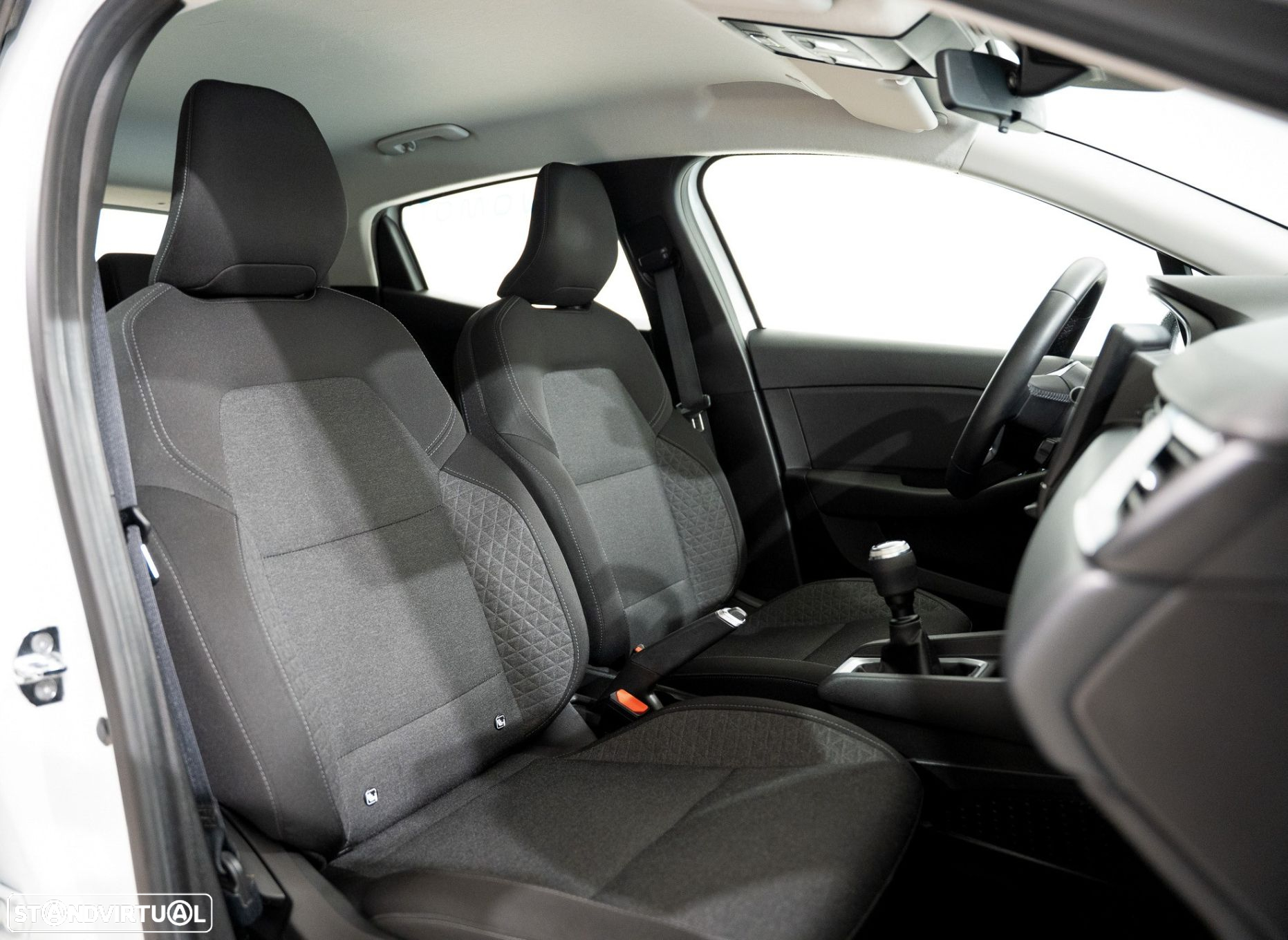 Renault Clio 1.5 Blue dCi Intens - 13