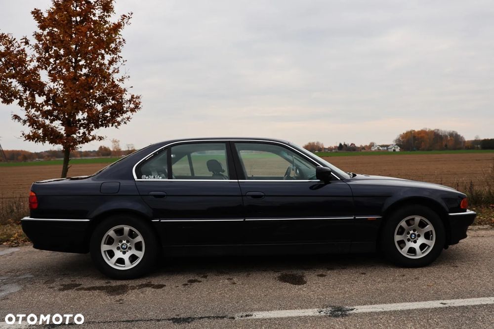 BMW Seria 7 - 7