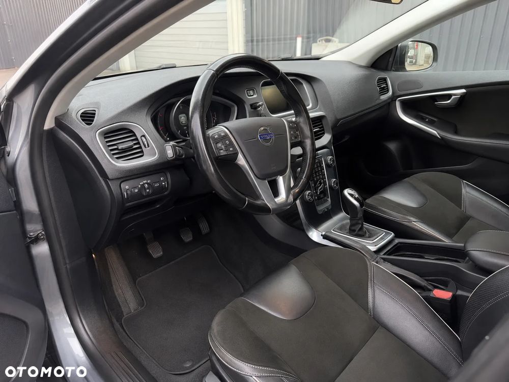 Volvo V40 D2 Powershift - 5