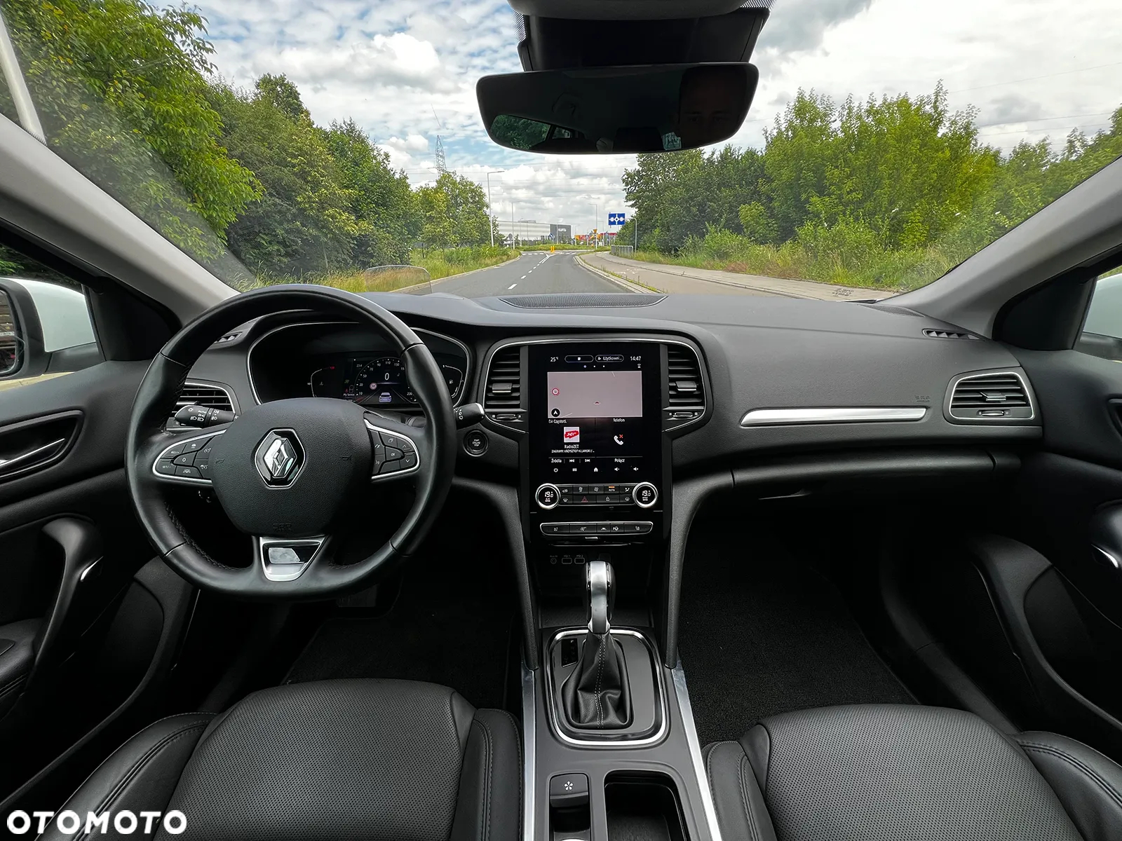 Renault Megane Grandtour TCe 140 GPF EDC BUSINESS EDITION - 5