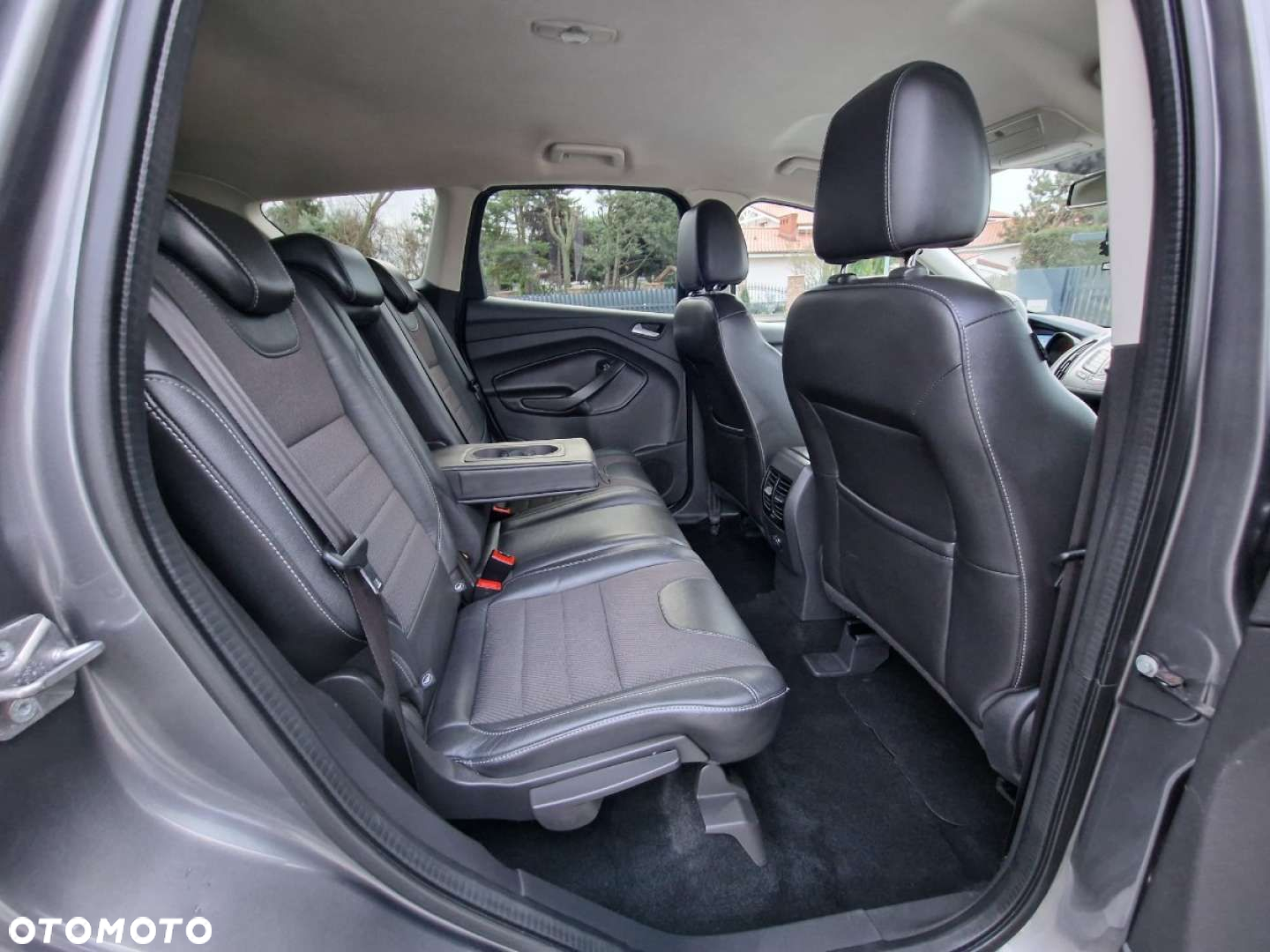 Ford Kuga - 20