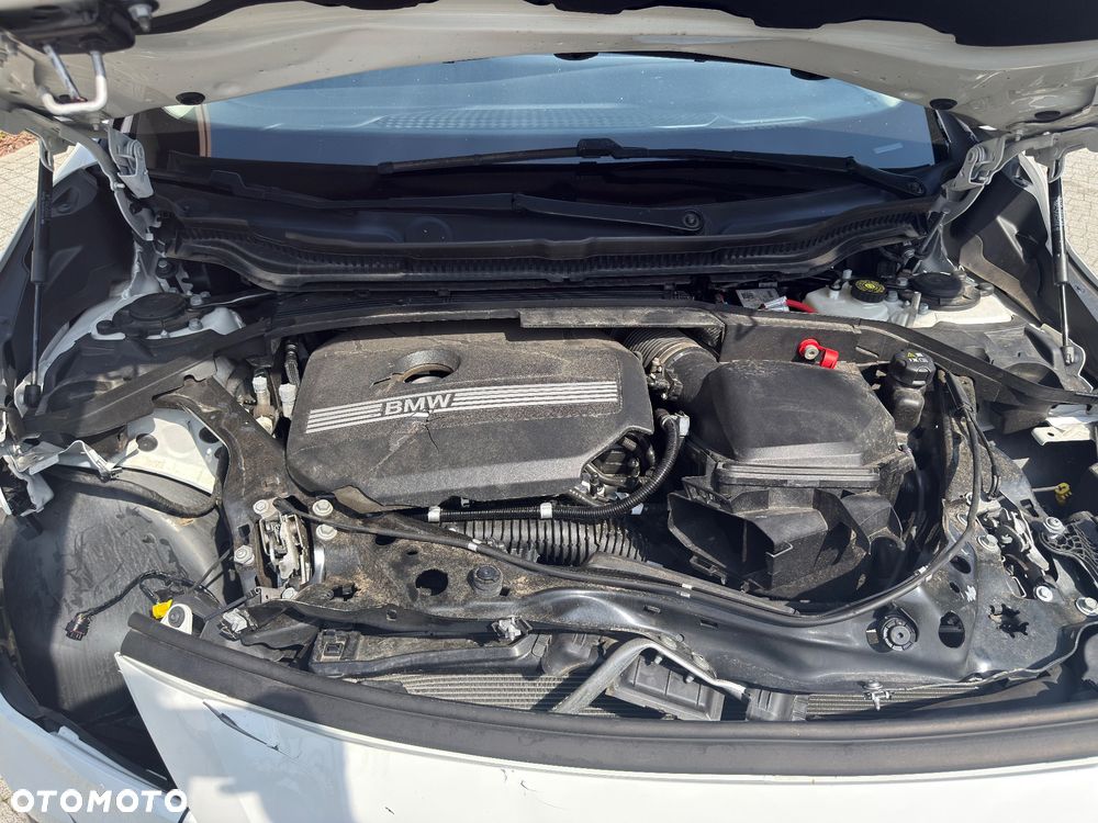 BMW Seria 2 218i - 30