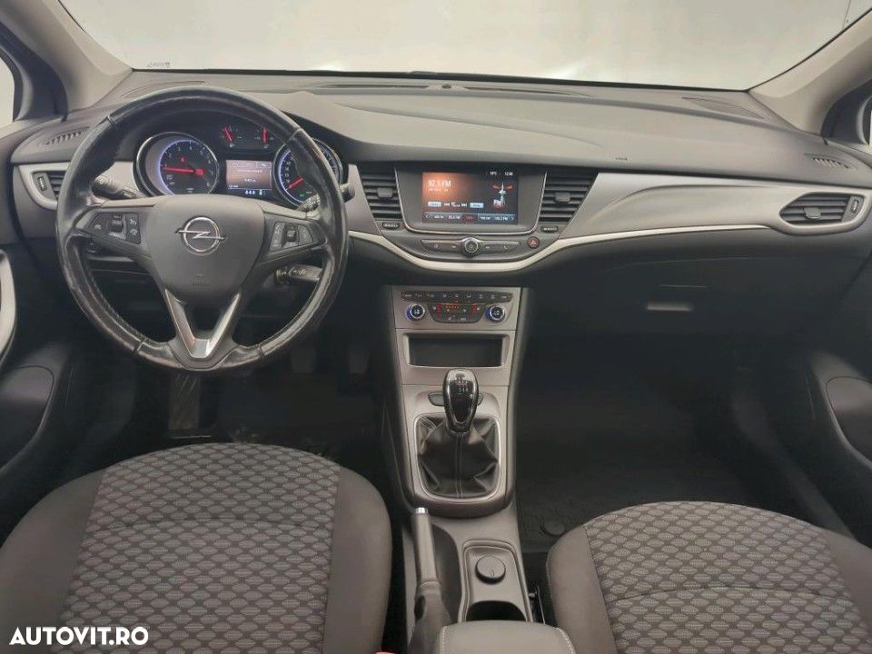 Opel Astra - 4