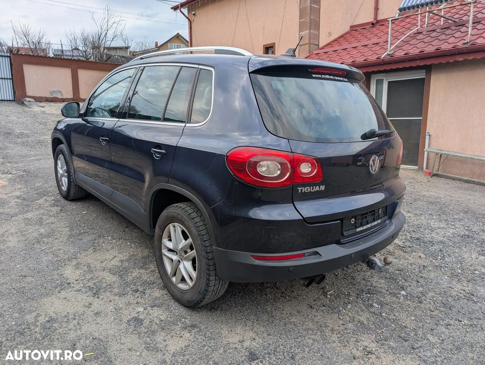 Volkswagen Tiguan 2.0 TDI DPF 4Motion BlueMotion Technology Track & Field - 5