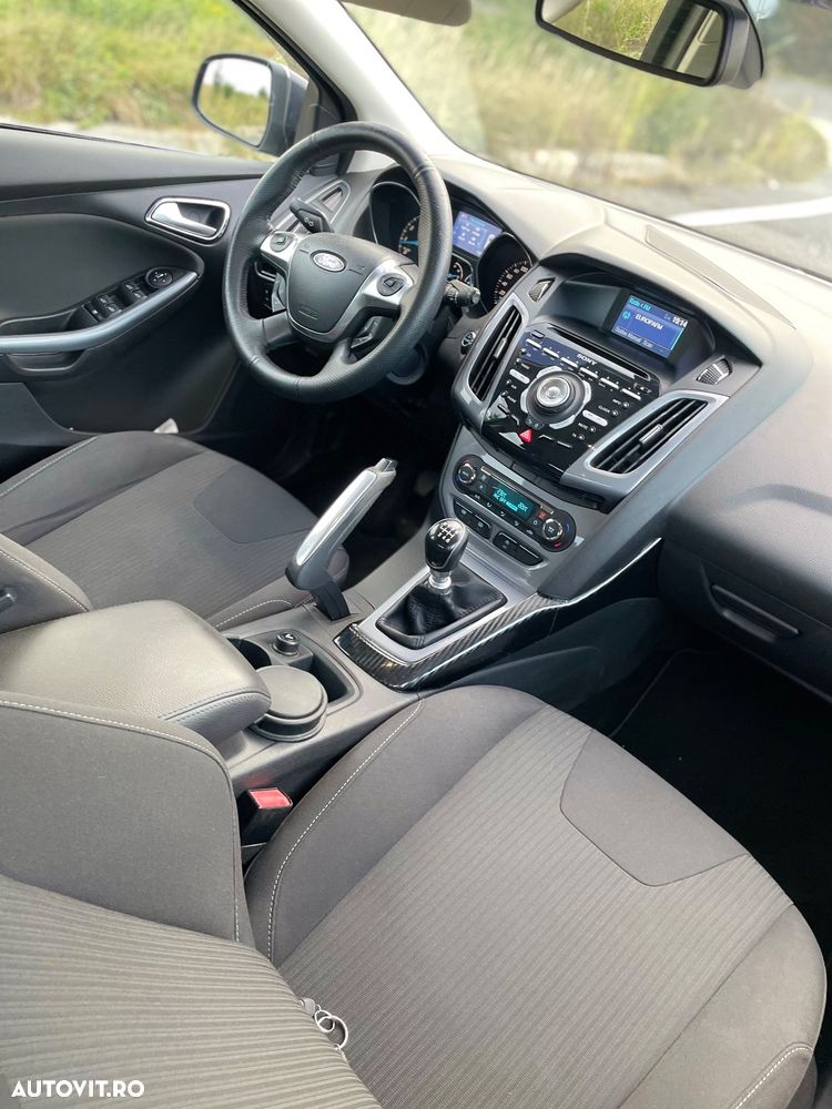 Ford Focus 1.6 Ecoboost Start Stop Titanium - 11