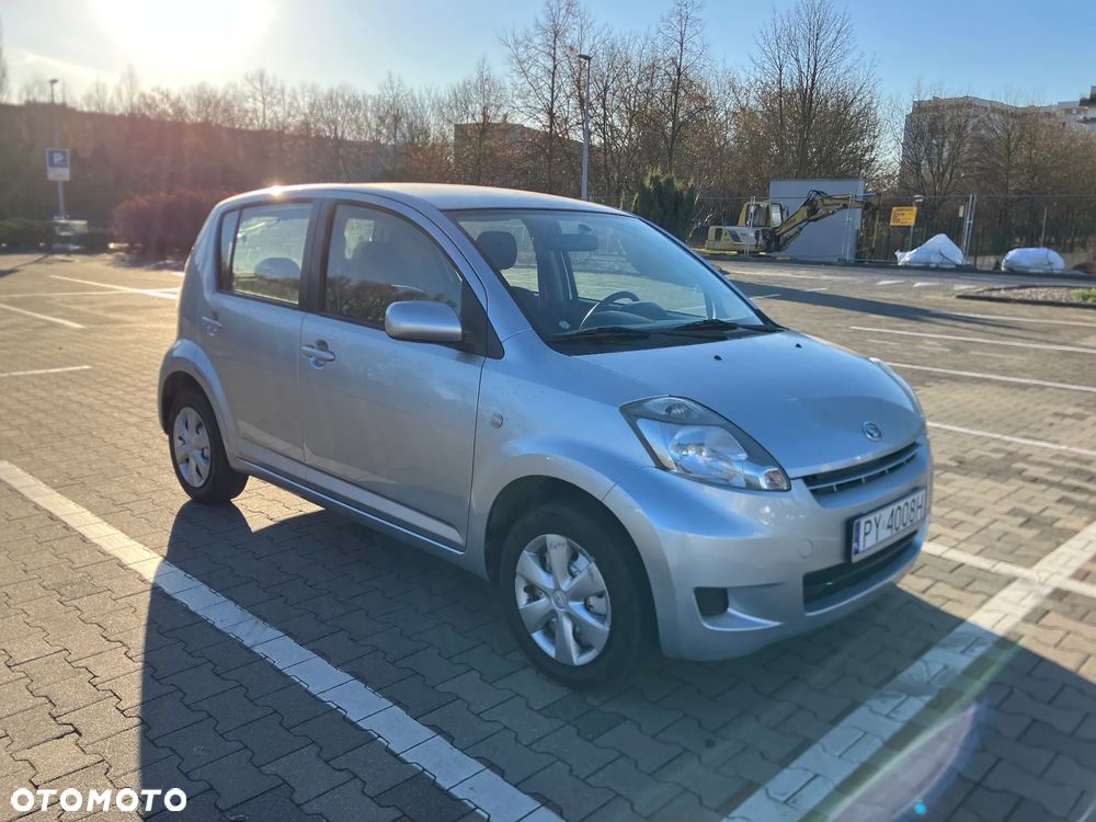 Daihatsu Sirion 1.0 CooLine - 3