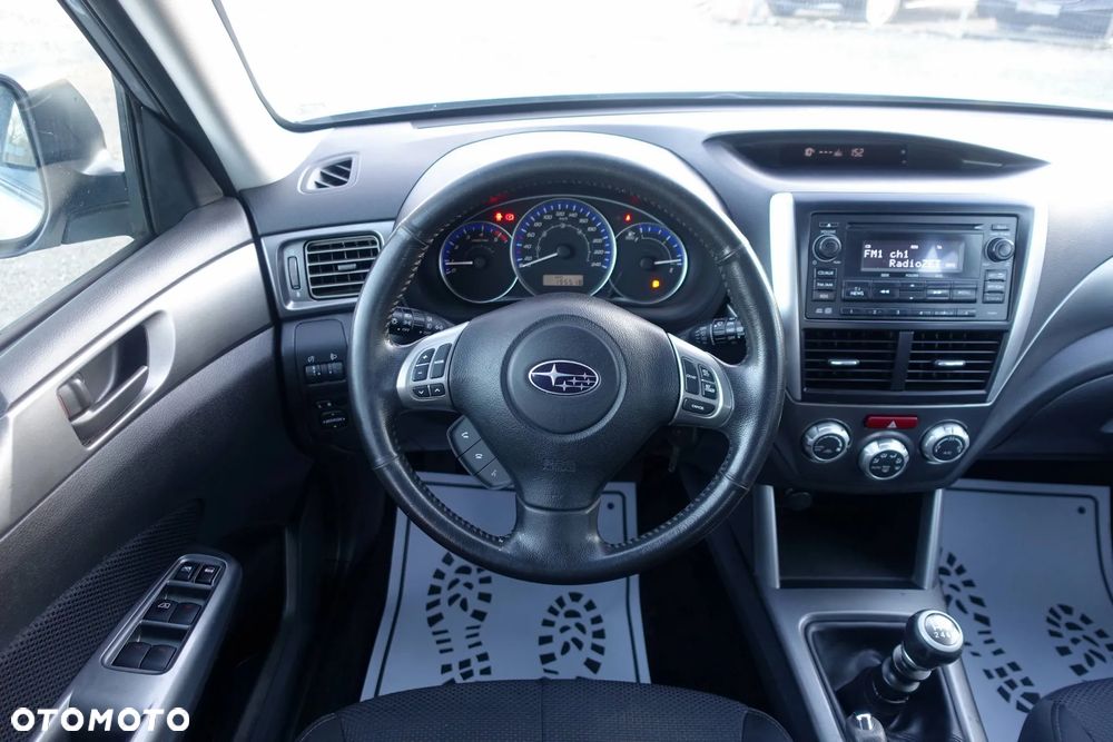 Subaru Forester 2.0D Trend - 9