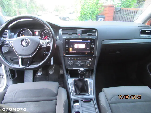 Volkswagen Golf VII 1.6 TDI BMT Comfortline - 23