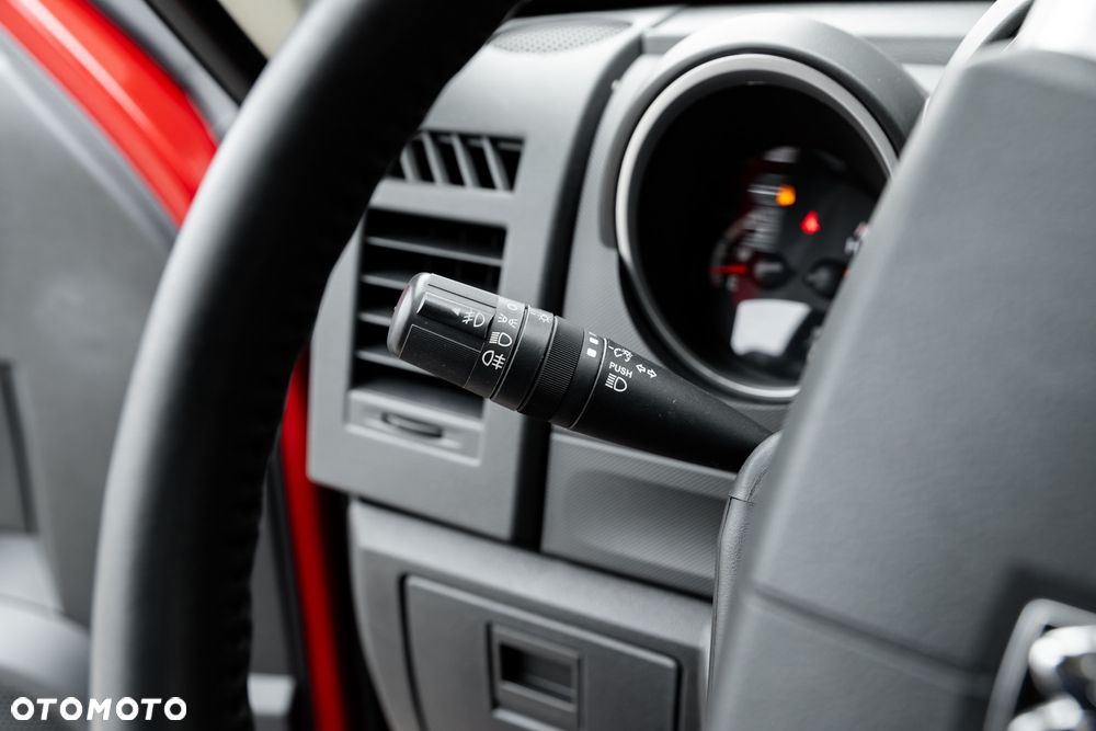 Dodge Nitro 2.8 CRD DPF Automatik R/T - 36