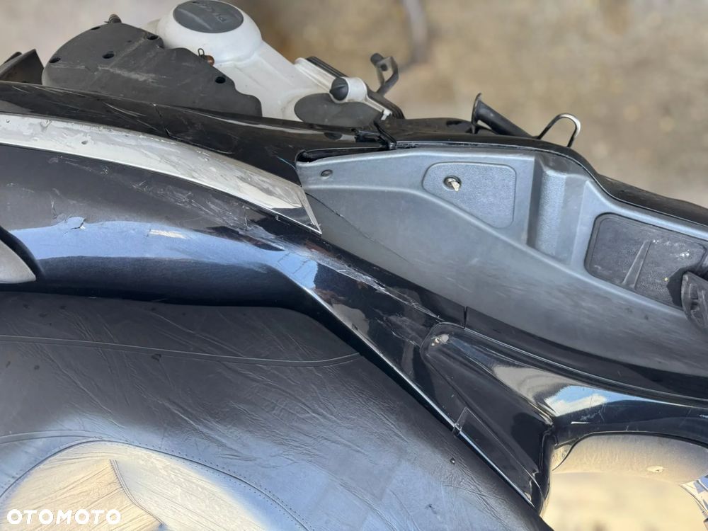 Piaggio X8 - 22