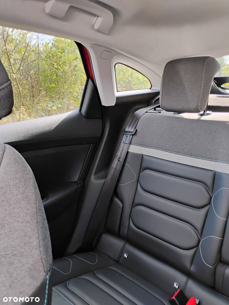 Citroën C4 1.2 PureTech Max S&S EAT8 - 24