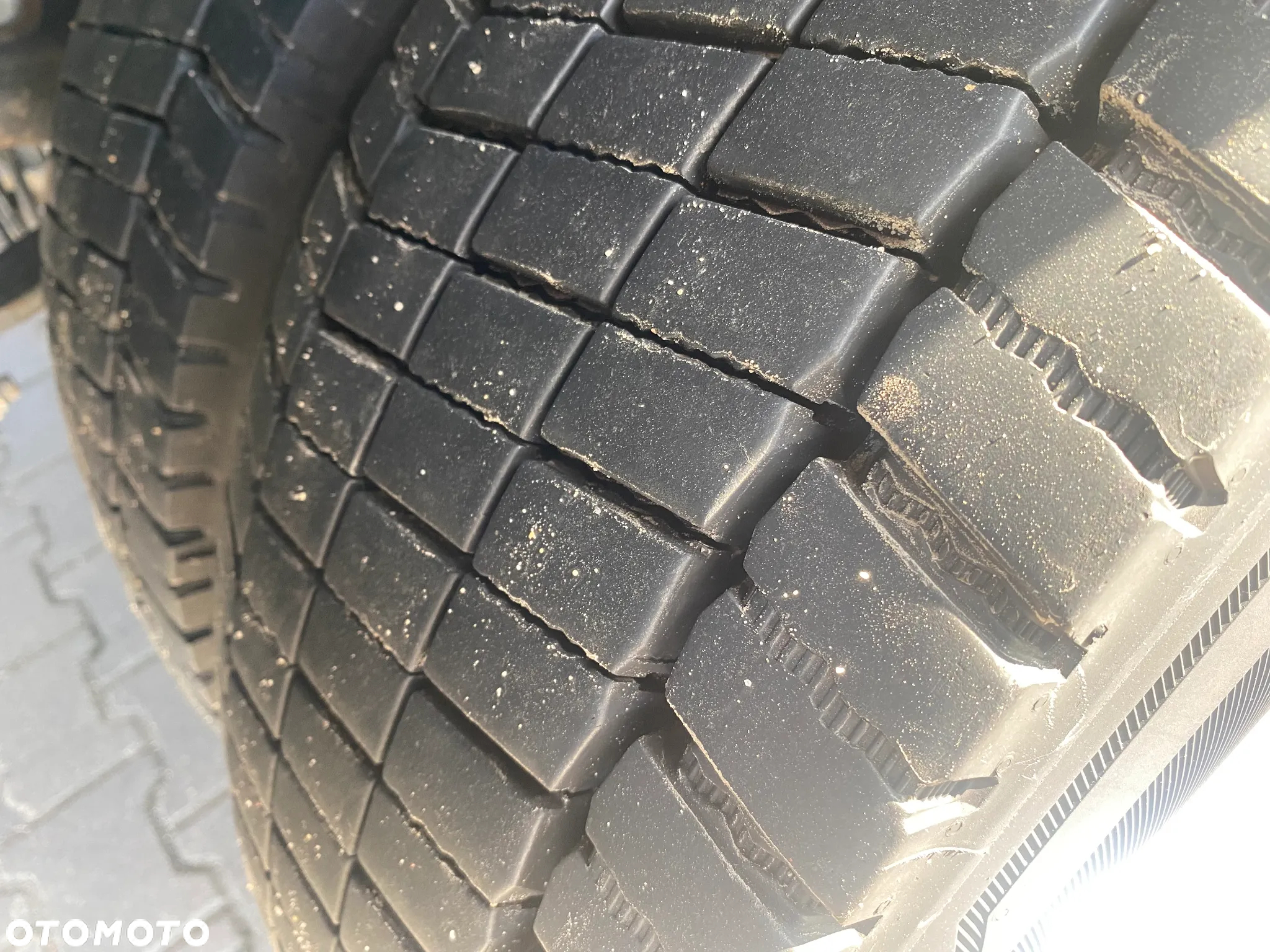 Volvo 2022 FL5 4x2R 240KM - 25