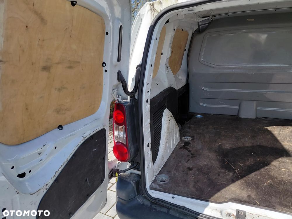 Peugeot Partner - 15