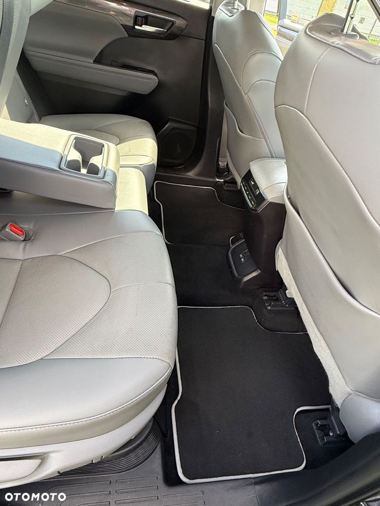 Toyota Highlander 2.5 Hybrid Prestige - 11