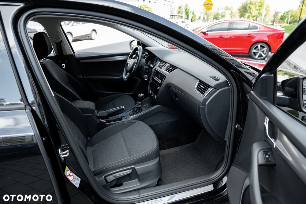 Skoda Octavia 1.5 TSI ACT DSG Soleil - 25