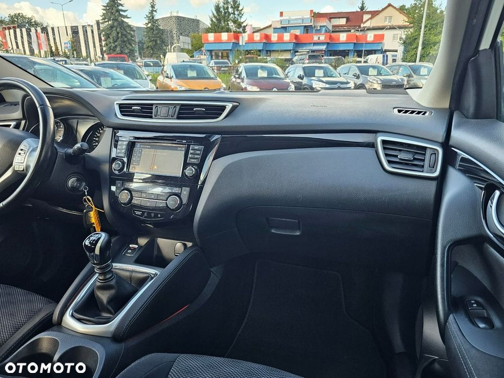 Nissan Qashqai 1.2 DIG-T N-Connecta - 15