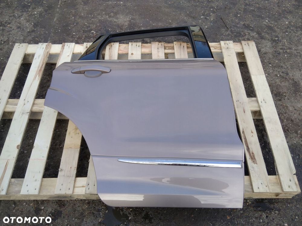 FORD KUGA MK2 VIGNALE PRAWE TYLNE DRZWI LIFT - 1