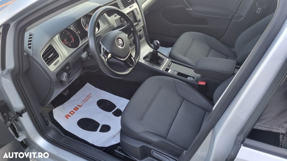 Volkswagen Golf 1.2 TSI BlueMotion Technology Comfortline - 10