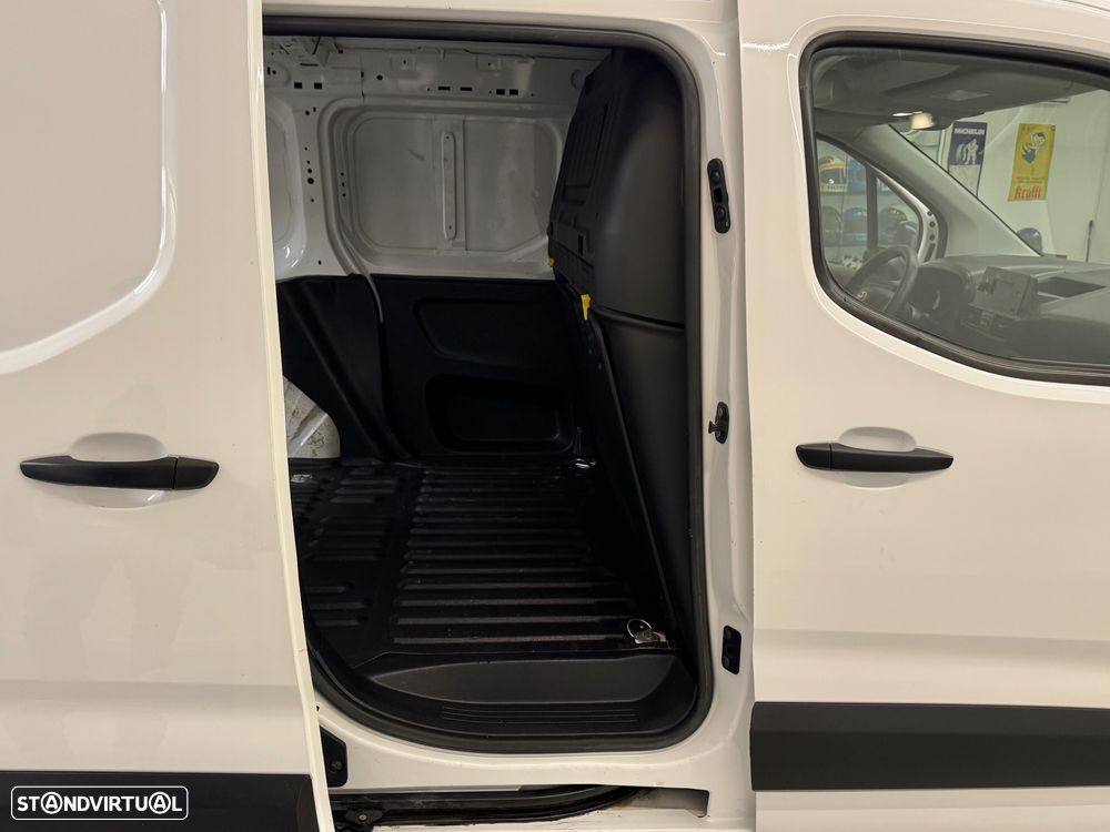 Toyota Proace City - 13