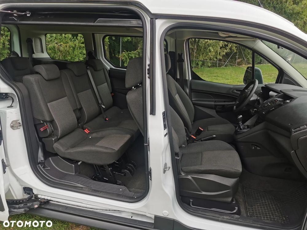 Ford Transit Connect - 14
